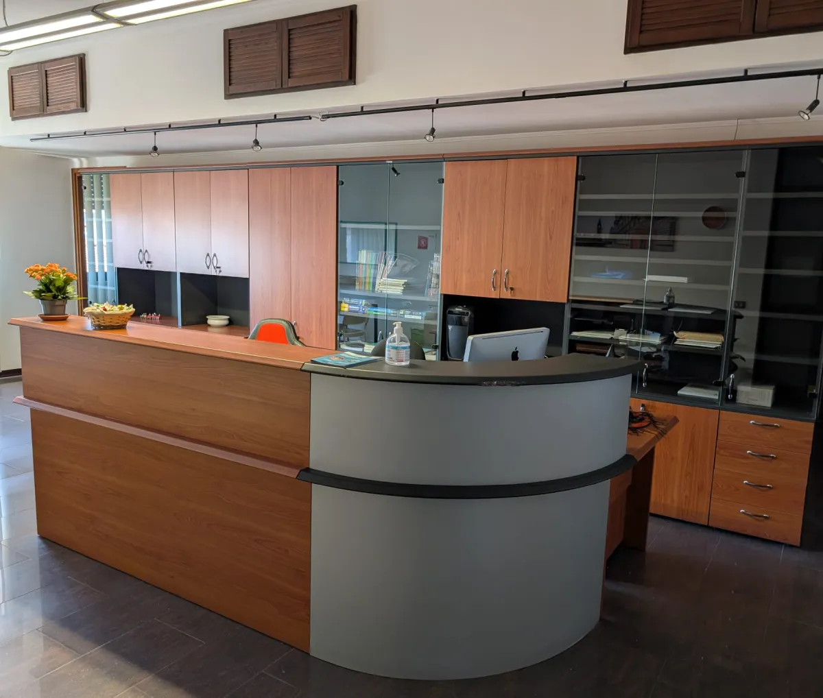 ABeeC School Chi Siamo